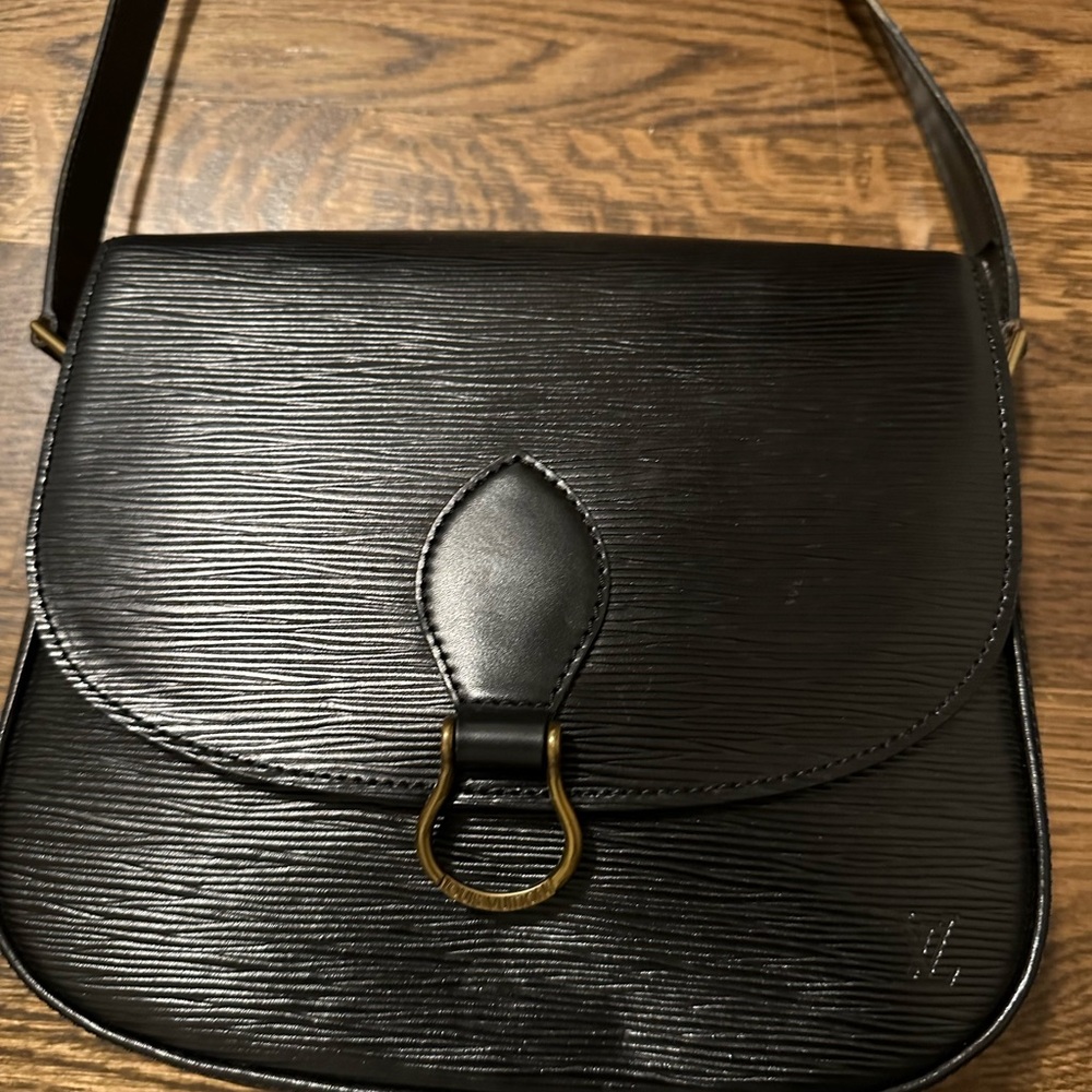 Louis Vuitton epi leather Saint Cloud black handbag